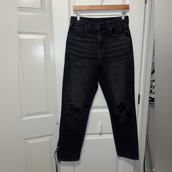 American Eagle highest rise ripped mom jean size 6 long #highwaistedjeans - Picture 2 of 6